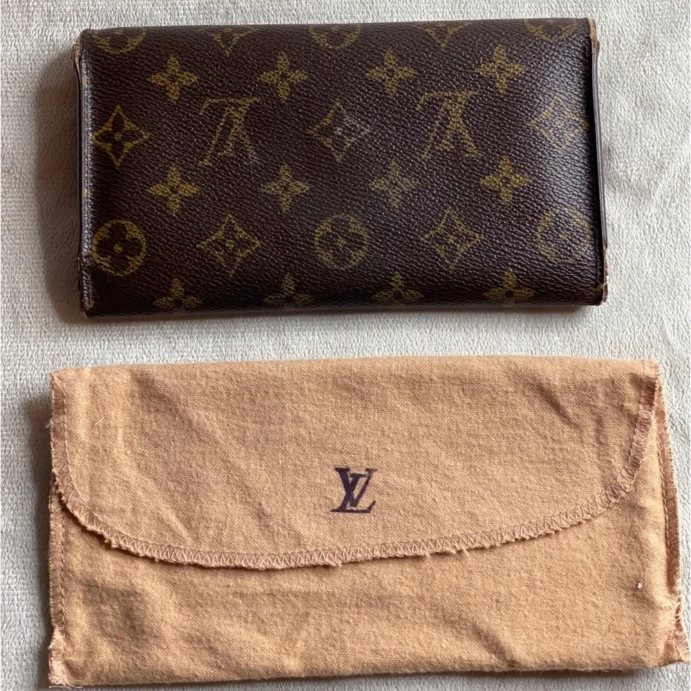 Louis Vuitton Monogram Porte Tresor International Wallet